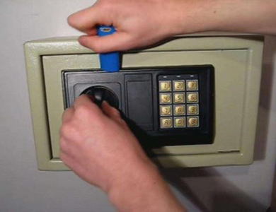 安源24小时上门开锁公司